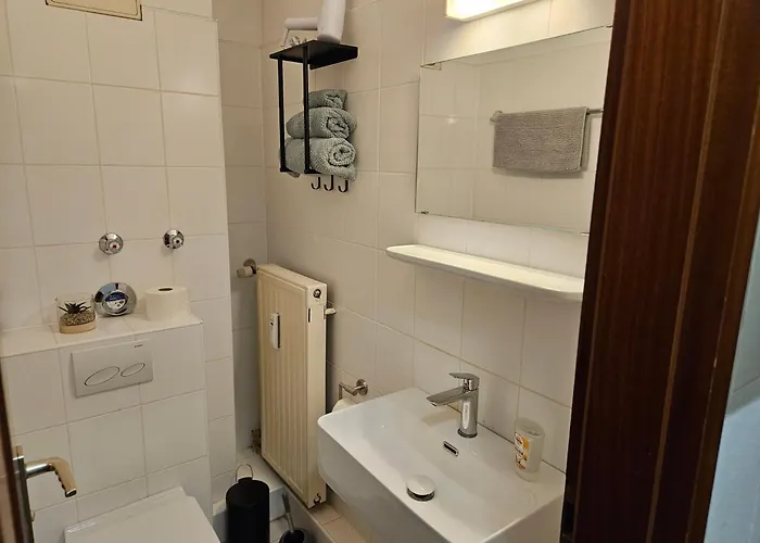 公寓 Neu Eingerichtetes 1zimmerapartment Mit Tg Stellplatz, Stufenloser Zugang *