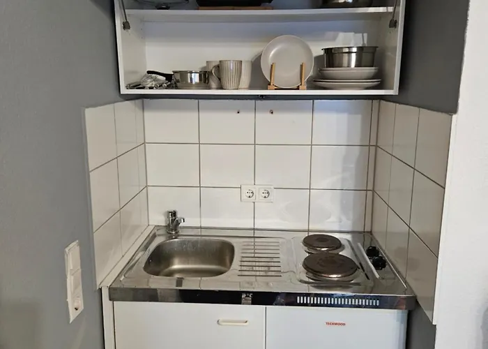 公寓 Neu Eingerichtetes 1zimmerapartment Mit Tg Stellplatz, Stufenloser Zugang