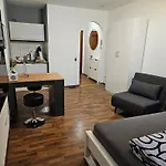 Neu Eingerichtetes 1zimmerapartment Mit Tg Stellplatz, Stufenloser Zugang