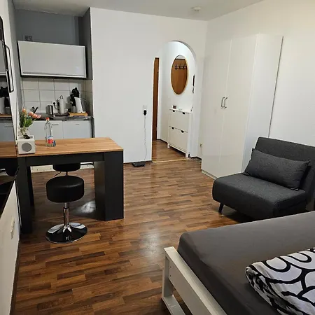 Neu Eingerichtetes 1zimmerapartment Mit Tg Stellplatz, Stufenloser Zugang