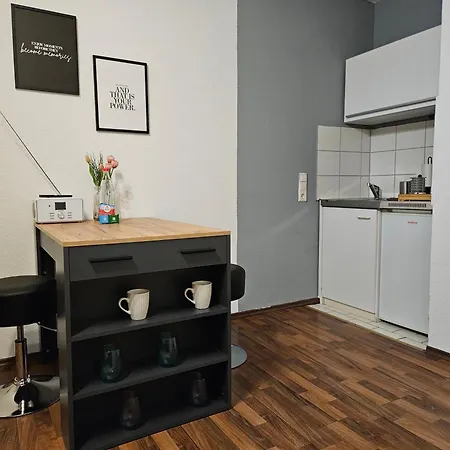 公寓 Neu Eingerichtetes 1zimmerapartment Mit Tg Stellplatz, Stufenloser Zugang