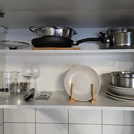 Neu Eingerichtetes 1zimmerapartment Mit Tg Stellplatz, Stufenloser Zugang Apartman