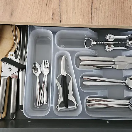 Neu Eingerichtetes 1zimmerapartment Mit Tg Stellplatz, Stufenloser Zugang