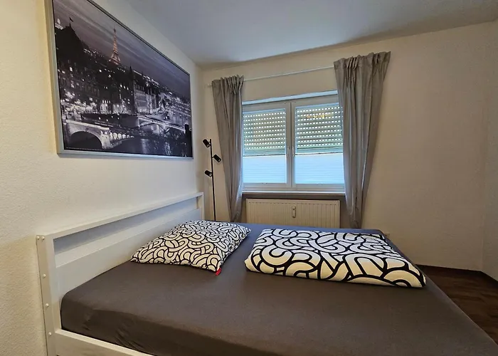 Neu Eingerichtetes 1zimmerapartment Mit Tg Stellplatz, Stufenloser Zugang アパート ヴュルツブルク